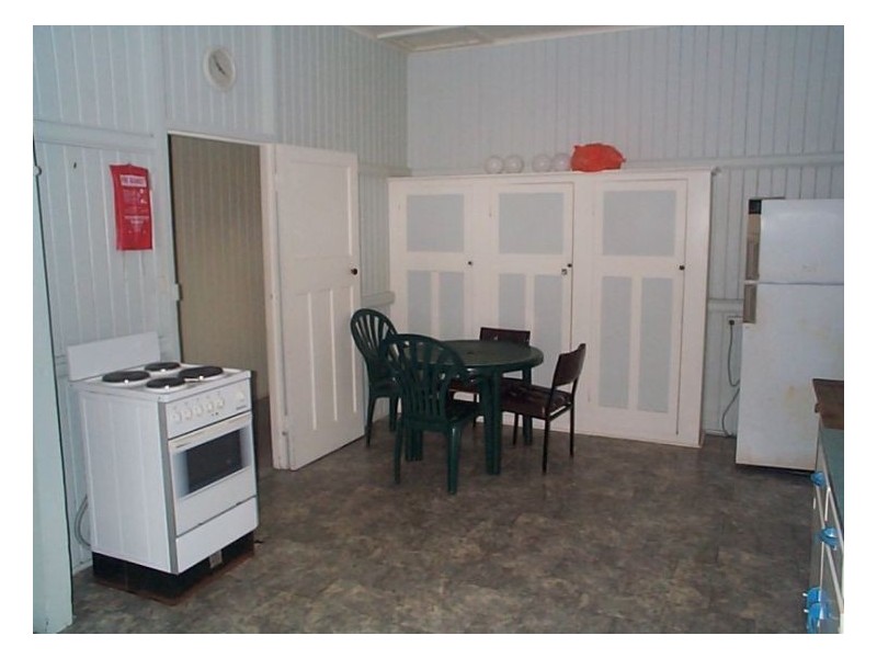 3 Cowies Lane, Amiens QLD 4352