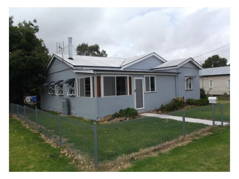 1 Denham Street, Stanthorpe QLD 4380