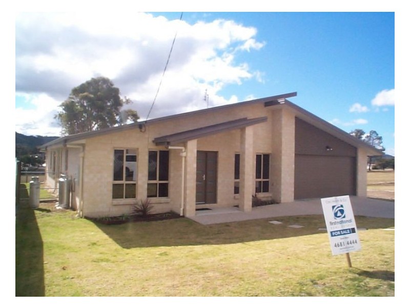 64 Railway Street, Stanthorpe QLD 4380