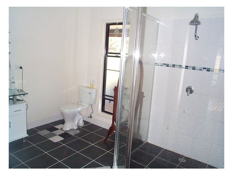26 Stanley Road, Stanthorpe QLD 4380