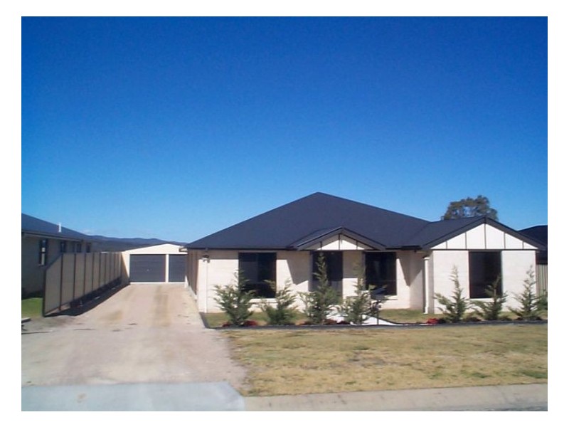 4 Sangricoli Court, Stanthorpe QLD 4380