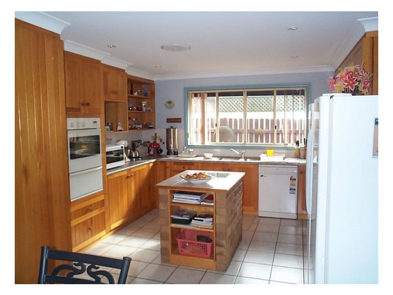 16 Recreation Crescent, Stanthorpe QLD 4380