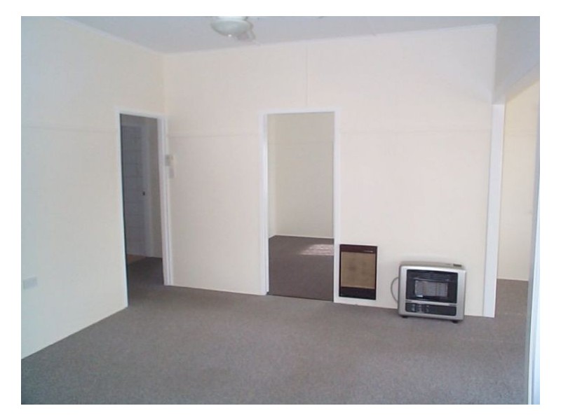 17 Pike Street, Stanthorpe QLD 4380