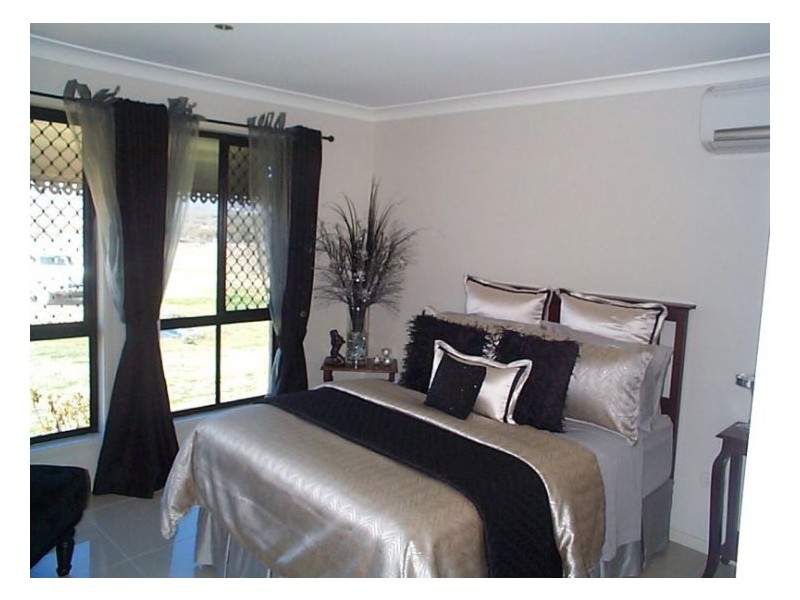 106 Stabiles Road, Severnlea QLD 4352