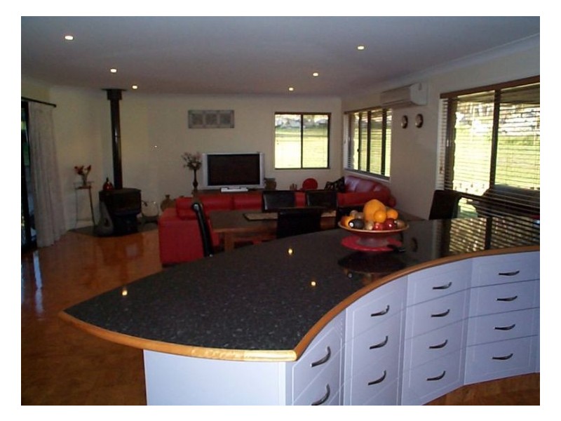 387 Amosfield Road, Stanthorpe QLD 4380
