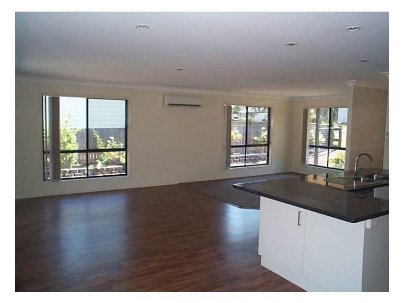 19 Forrest Street, Glen Aplin QLD 4381