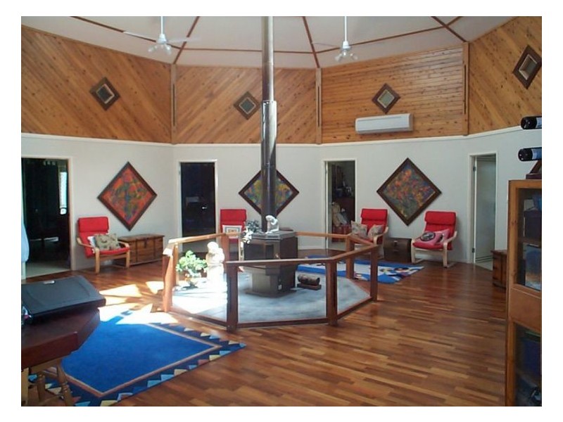 569 Eukey Road, Stanthorpe QLD 4380