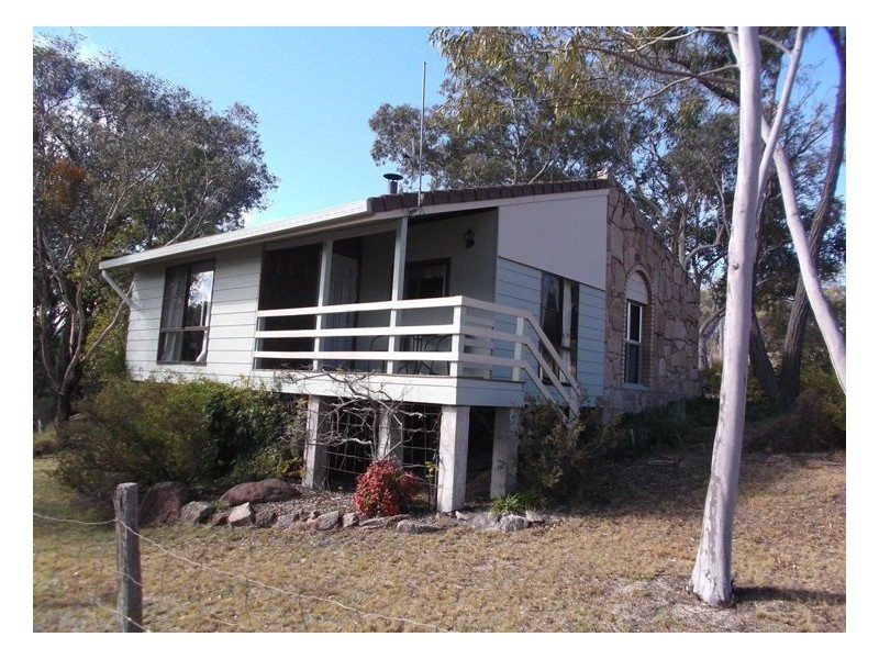 208 Watters Road, Ballandean QLD 4382