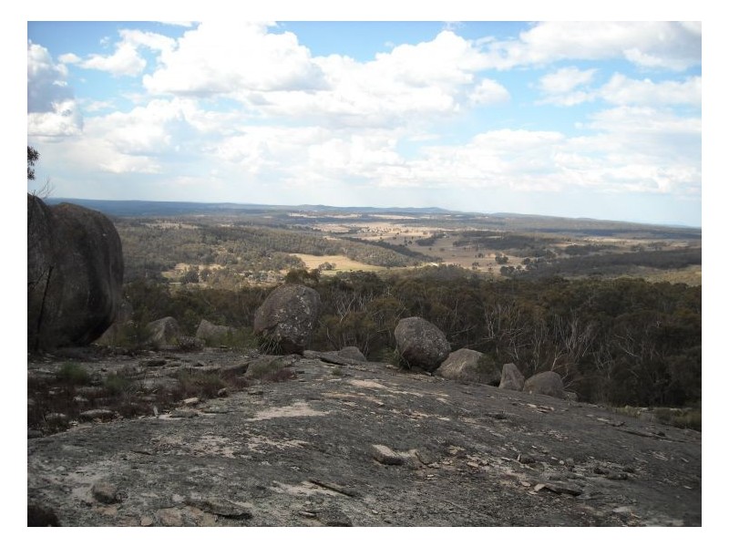 1121 Pyramids Road, Stanthorpe QLD 4380