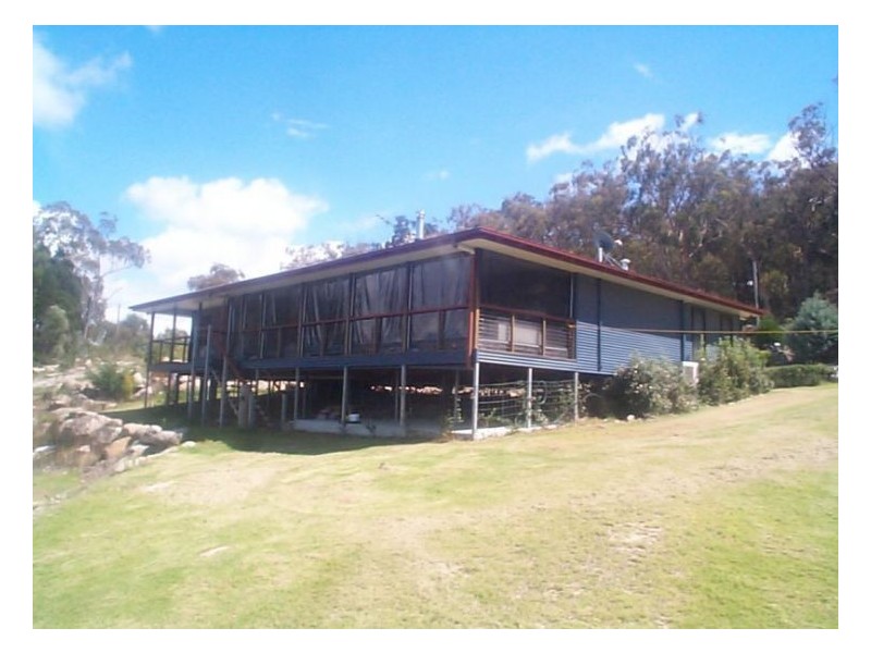 220 Glenlyon Drive, Stanthorpe QLD 4380