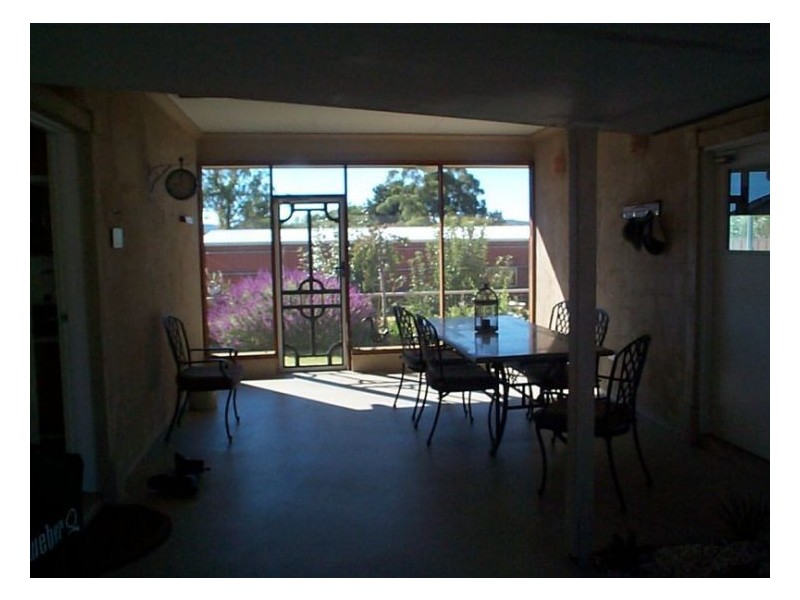 24 Thompson Street, Stanthorpe QLD 4380