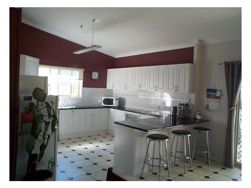 54 Rene Lane, Stanthorpe QLD 4380