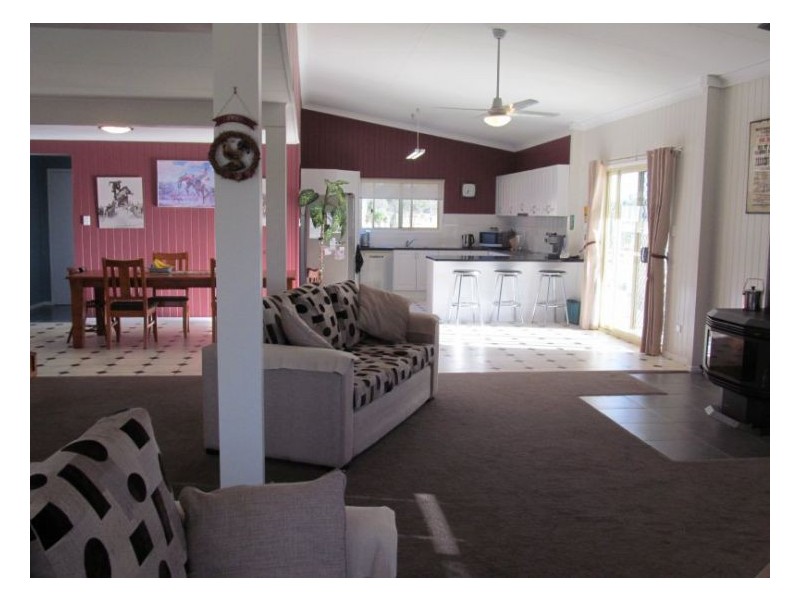 54 Rene Lane, Stanthorpe QLD 4380