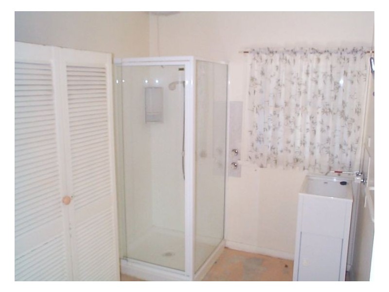 30 Border Street Wallangarra, Stanthorpe QLD 4380