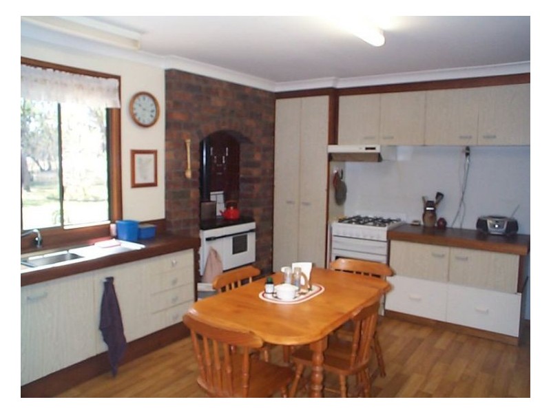 84 Tea Tree Lane, Stanthorpe QLD 4380