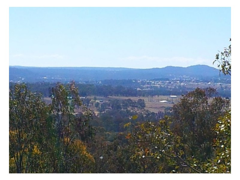 81 Clark Lane, Stanthorpe QLD 4380