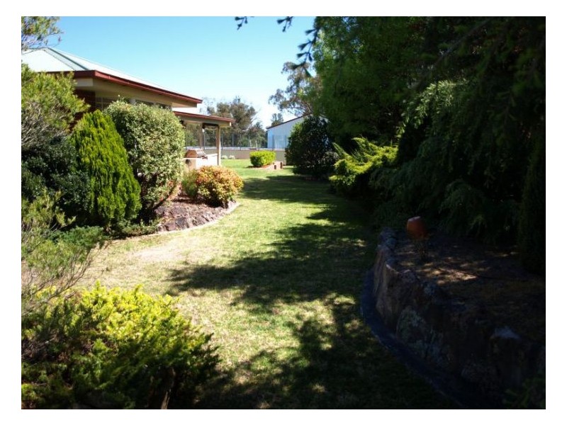 18 Pioneers Parade, Stanthorpe QLD 4380