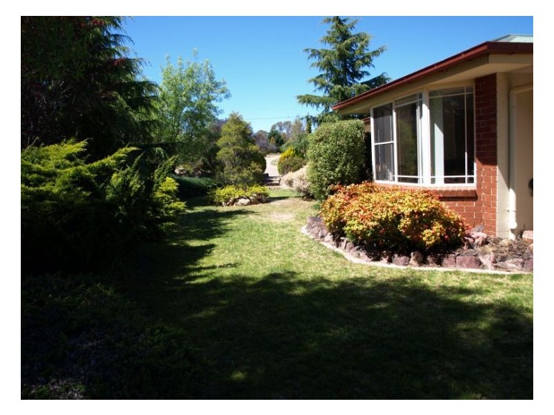 18 Pioneers Parade, Stanthorpe QLD 4380