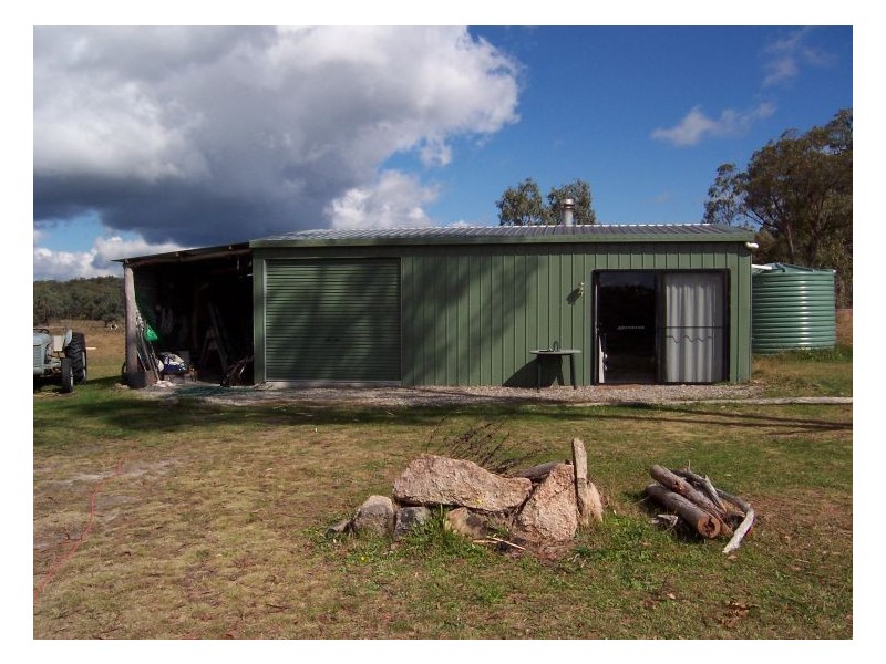 836 Eukey Road, Stanthorpe QLD 4380