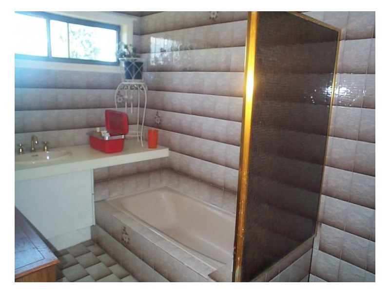 9 Volpato Road, Thulimbah QLD 4376