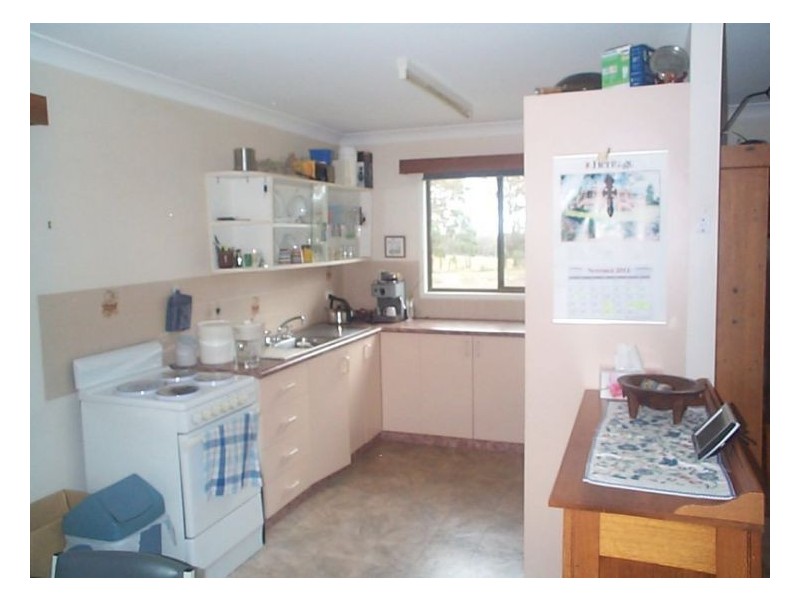 751 Spring Creek Road, Amiens QLD 4352