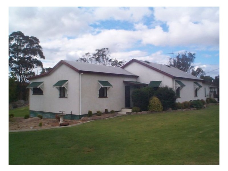 2 Club Road, Stanthorpe QLD 4380