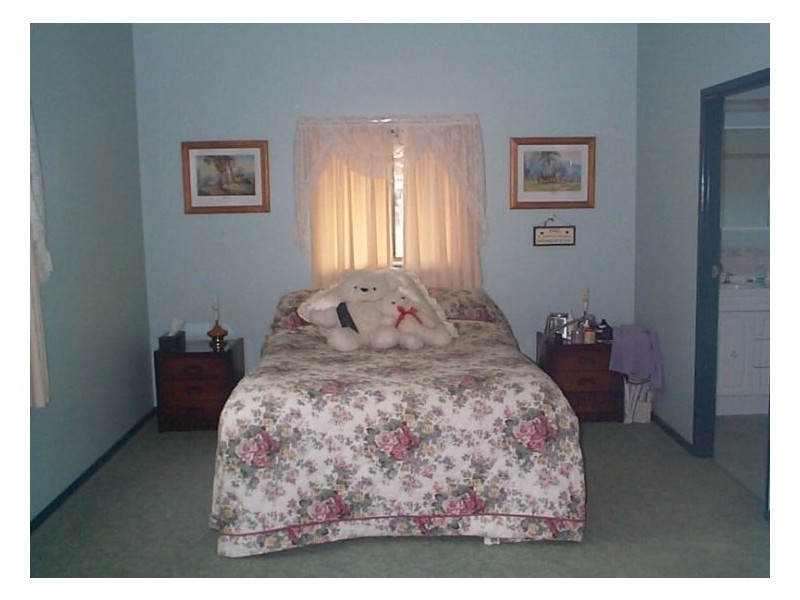 2 Club Road, Stanthorpe QLD 4380