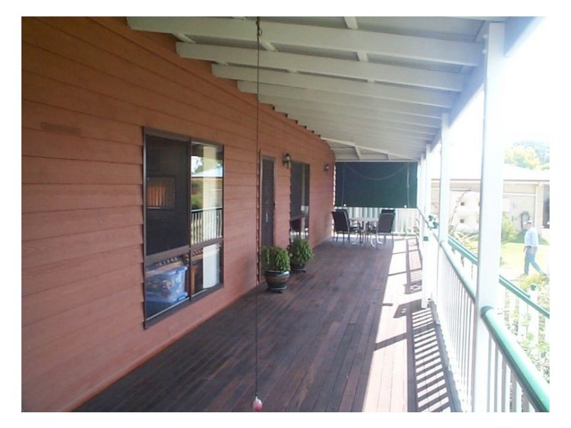 2b Garden Street, Stanthorpe QLD 4380