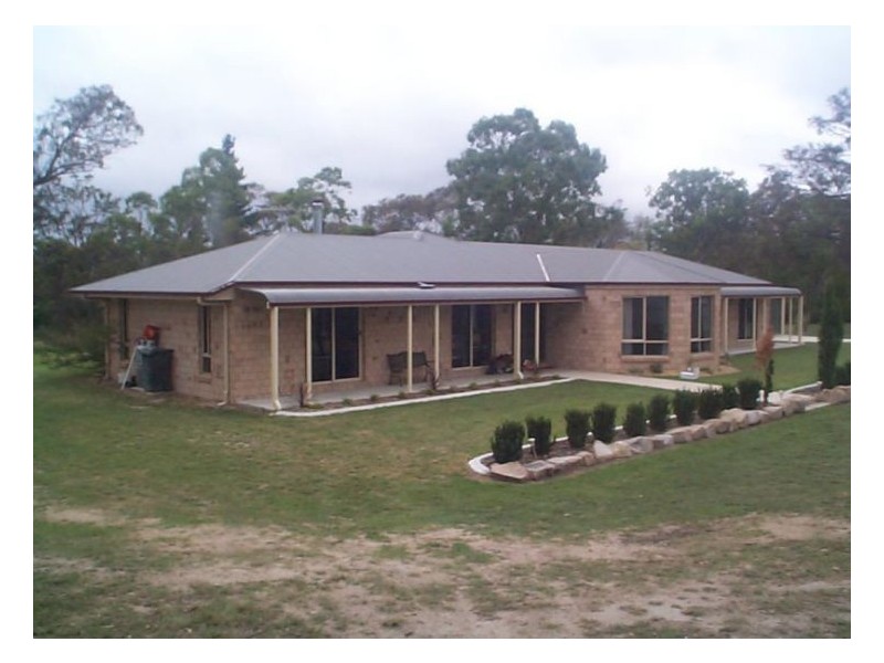 2 Kingston Road, Stanthorpe QLD 4380