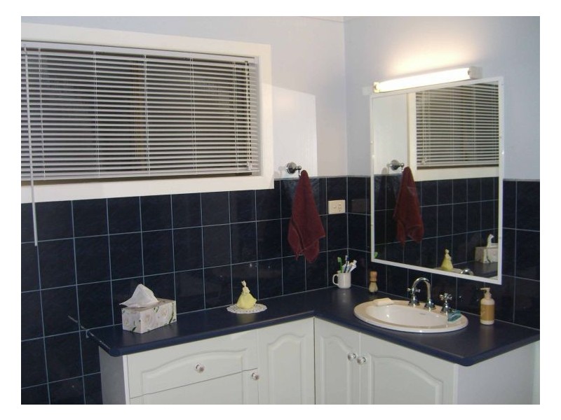 4 Manns Lane  UNDER  CONTRACT, Stanthorpe QLD 4380