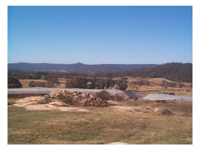 100 Colllins Road, Glen Aplin QLD 4381