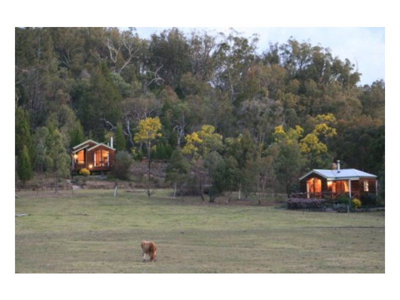 2117a Pyramids Road, Wyberba QLD 4382