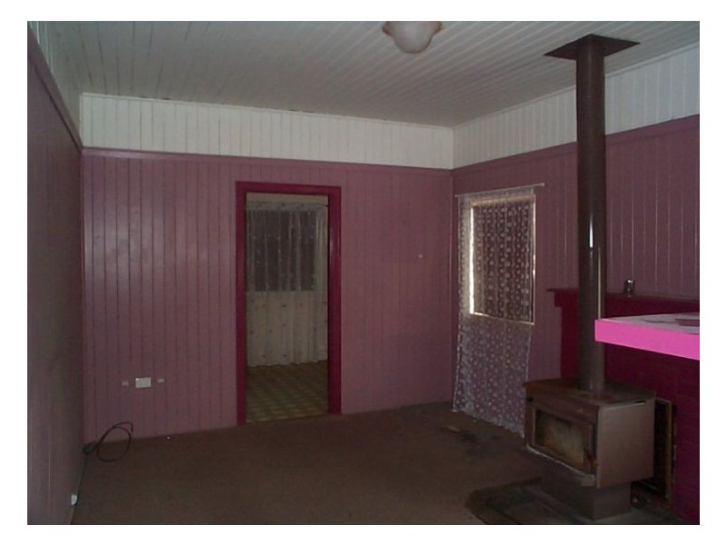 128 Donges Road, Stanthorpe QLD 4380