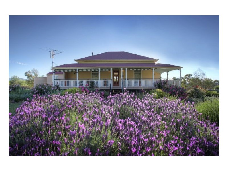 79 Rees Road, Ballandean QLD 4382