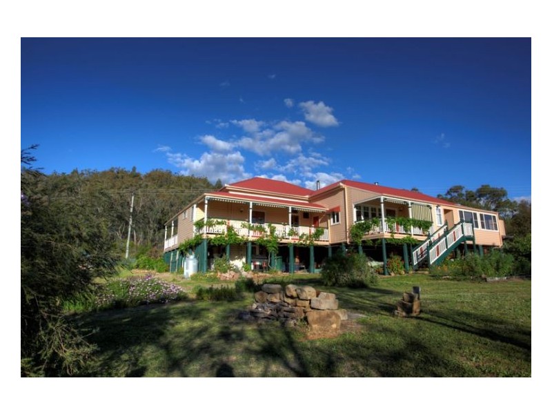 79 Rees Road, Ballandean QLD 4382