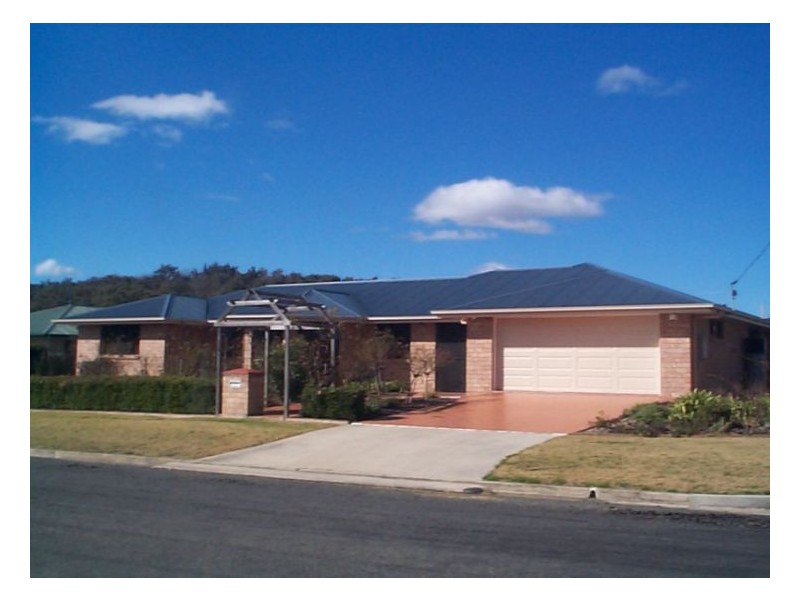 5 Johnson Street, Stanthorpe QLD 4380