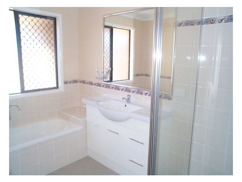 5 Johnson Street, Stanthorpe QLD 4380