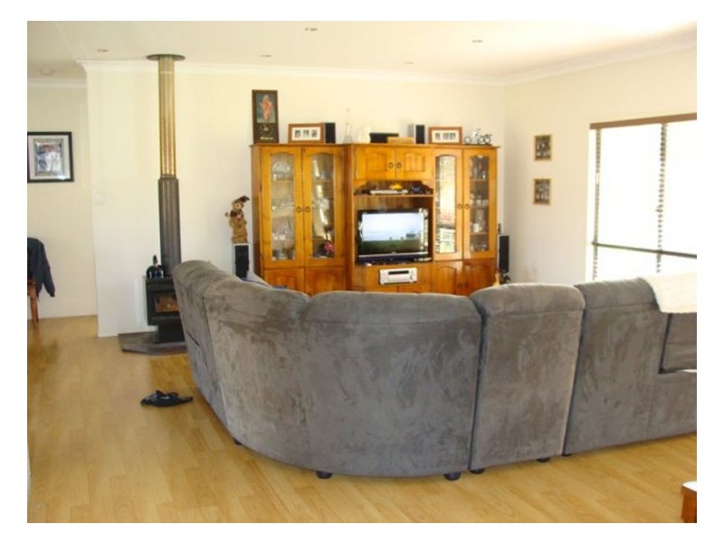 26 Stanley Road, Stanthorpe QLD 4380