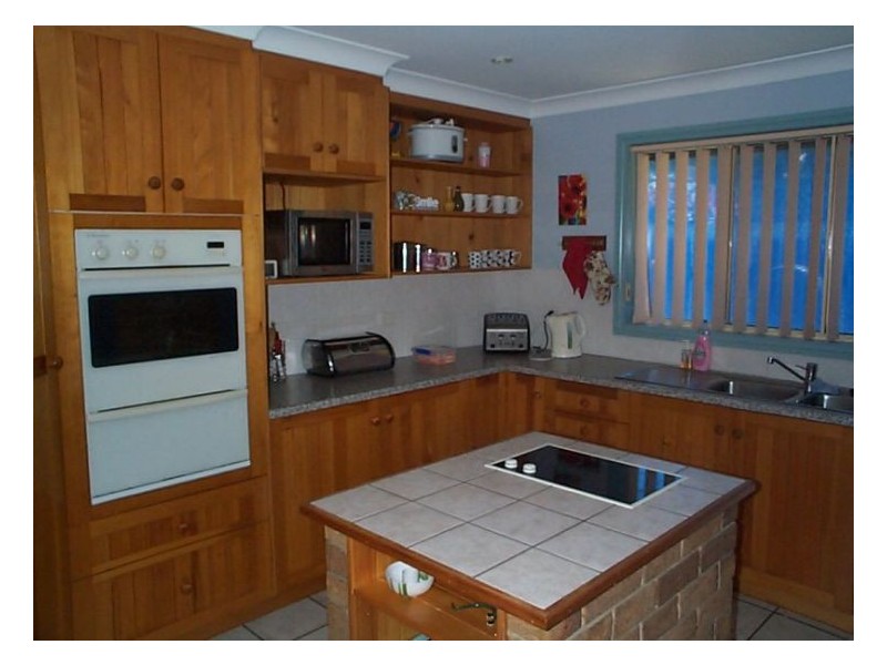 16 Recreation Crescent, Stanthorpe QLD 4380