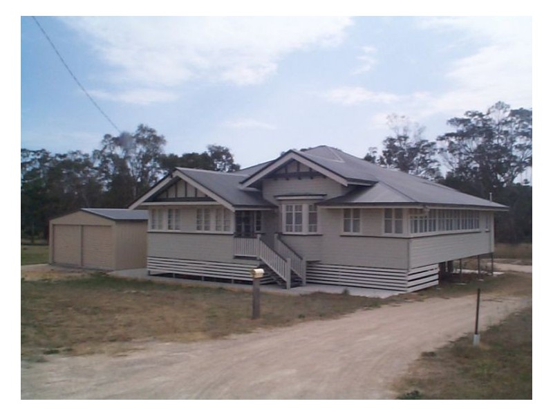 12 Glover Street, Glen Aplin QLD 4381