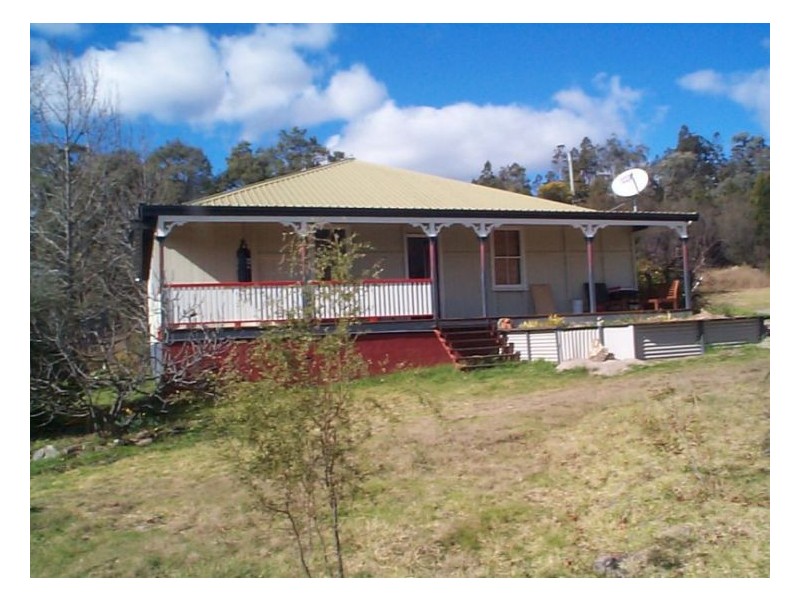 2302 Pyramids Road, Wyberba QLD 4382