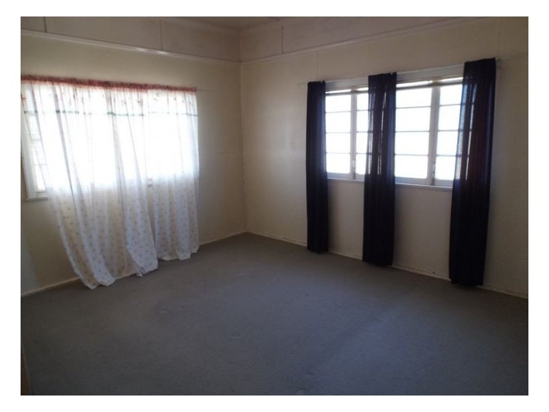 28 Bridge Street, Stanthorpe QLD 4380