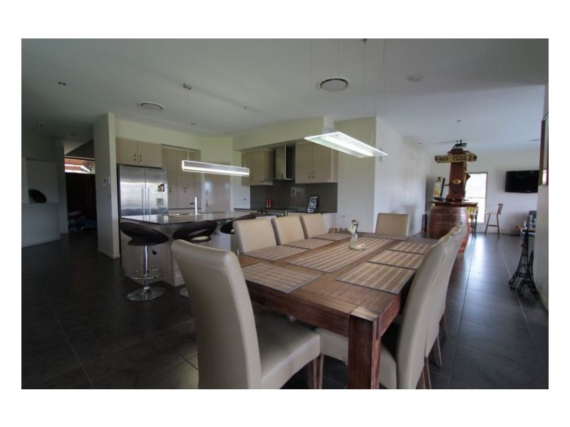 4 Gla-nor Drive, Stanthorpe QLD 4380