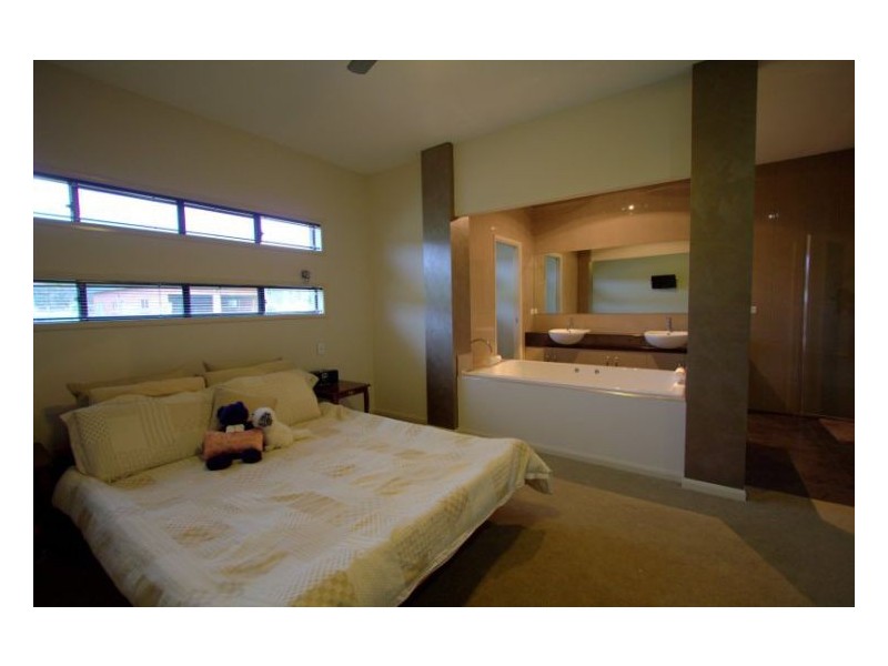 4 Gla-nor Drive, Stanthorpe QLD 4380