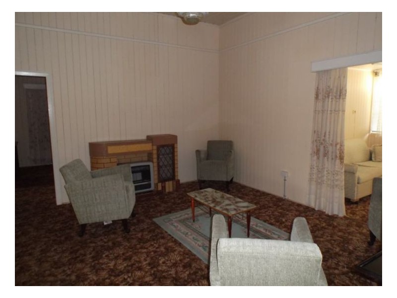 53 Wallangarra Road, Stanthorpe QLD 4380