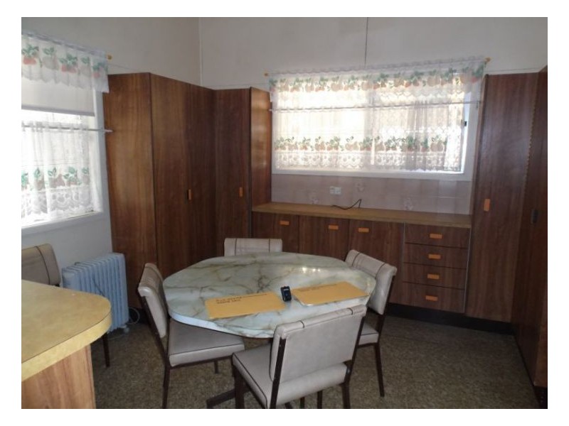 53 Wallangarra Road, Stanthorpe QLD 4380