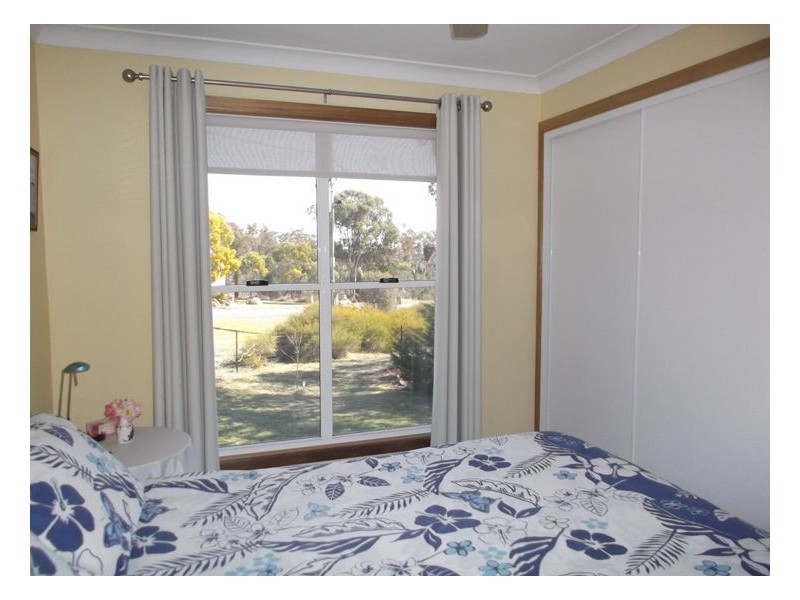 20 Cummerford Road, Glen Aplin QLD 4381