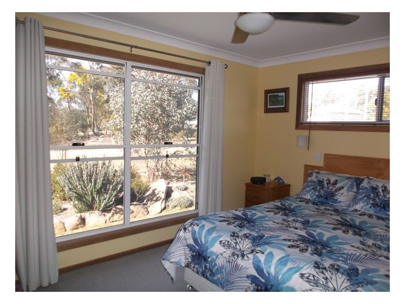20 Cummerford Road, Glen Aplin QLD 4381