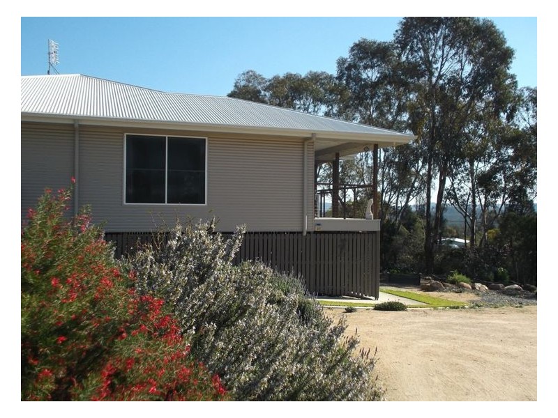 20 Cummerford Road, Glen Aplin QLD 4381