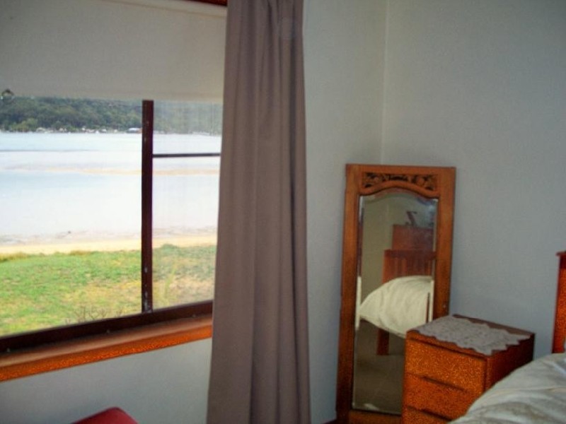 270 Booker Bay Rd, Booker Bay NSW 2257